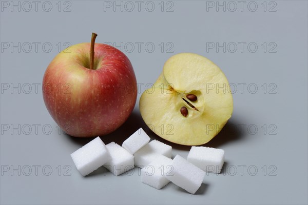 Apples and sugar cubes