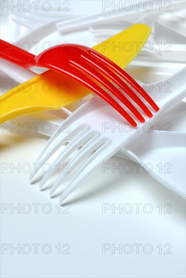 Plastic cutlery