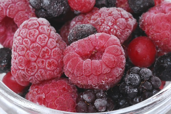 Frozen berry mix