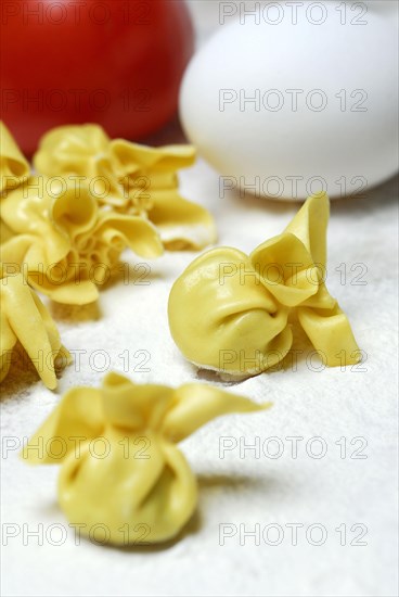 Filled pastry beads