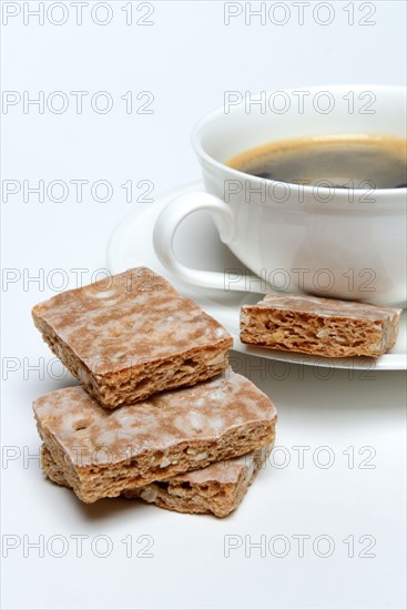 Basler Leckerli with cup of coffee