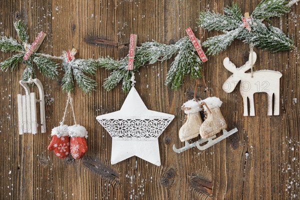 Natural Advent decoration with star