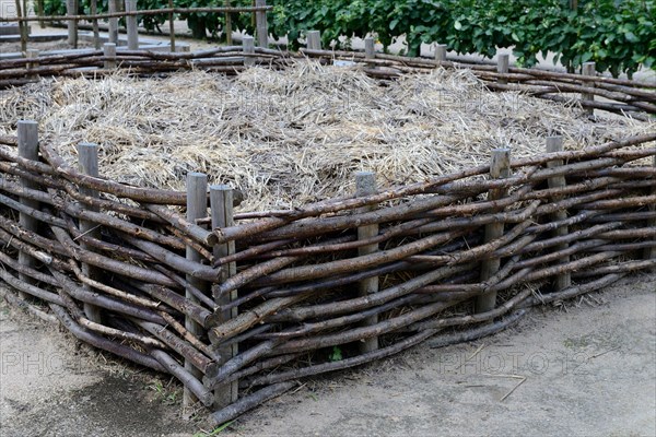 Wattle fence