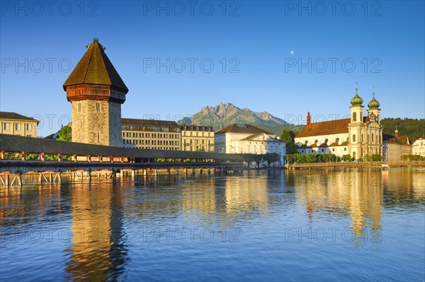 Chapel Bridge with Pilatus