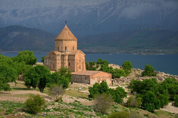 Holy Cross Church