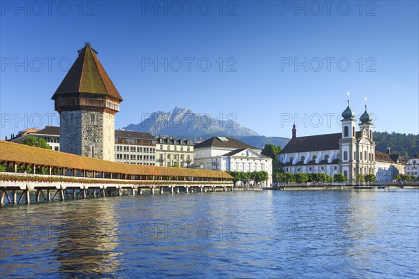 Chapel Bridge with Pilatus