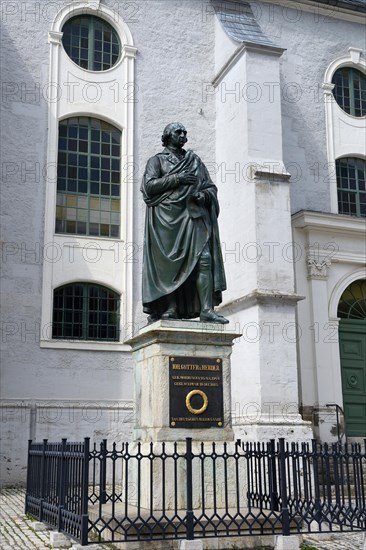 Monument to Johann Gottfried Herder