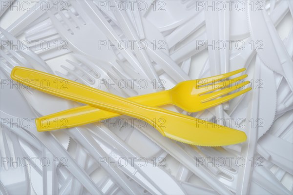 Plastic cutlery