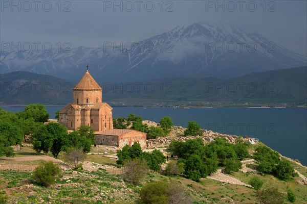 Holy Cross Church