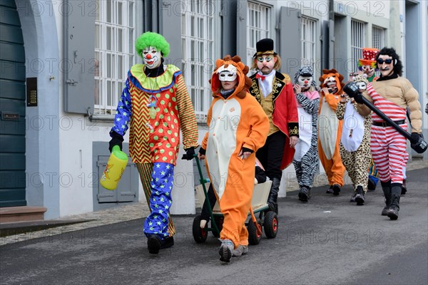 Fasnacht group with piccolos