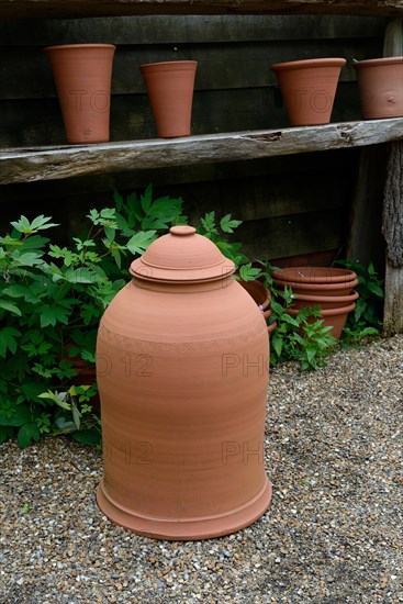 Bleaching pot