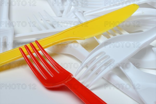 Plastic cutlery