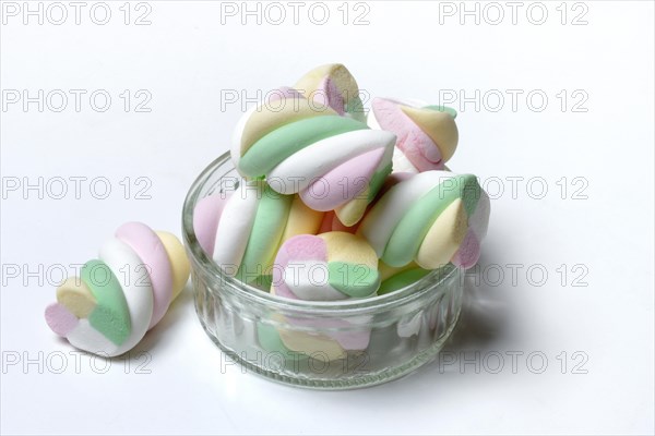 Marshmallows in glass bowl