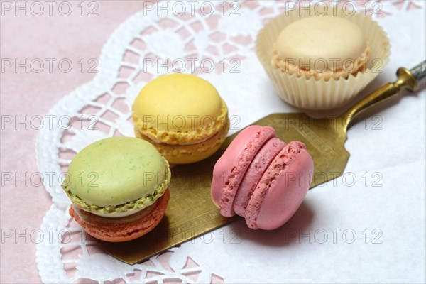 Luxemburgerli confectionery