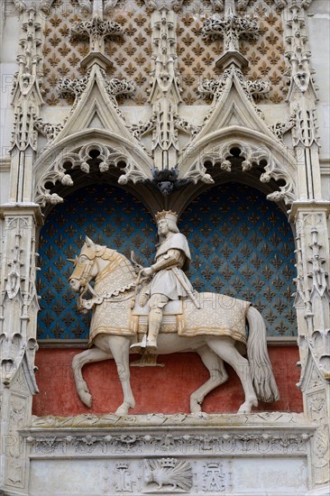 Equestrian statue of King Louis XII