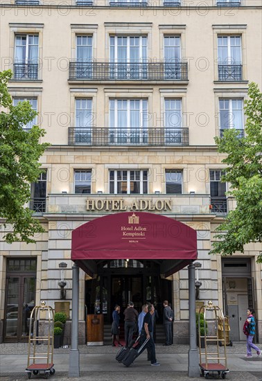 Entrance to Hotel Adlon Kempinski