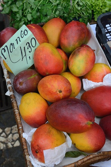 Fruit sales in the market hall of Funchal