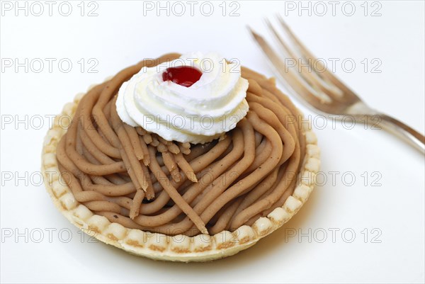 Vermicelles tartlets on plate