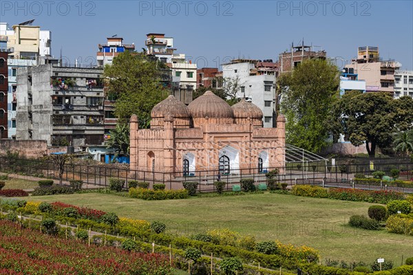 Tomb of Bibi Pari