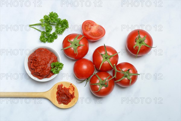 Tomato paste in skin