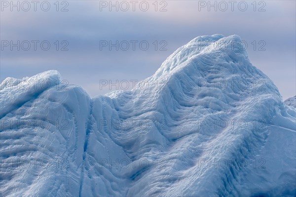 Iceberg tip showing the pattern. Floating