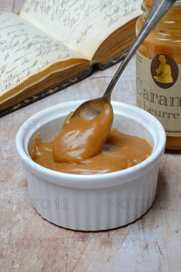 Salted caramel cream in shell