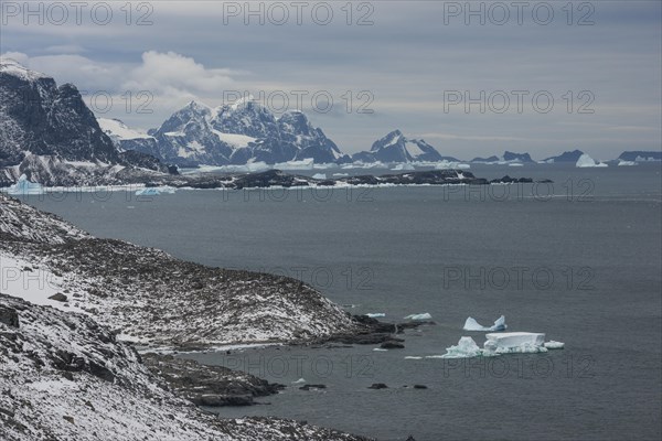 Overlook over Coronation Island