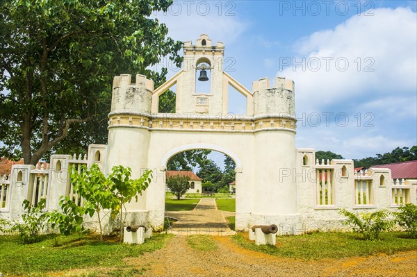 Entrance to Hotel Roca Belo Monte