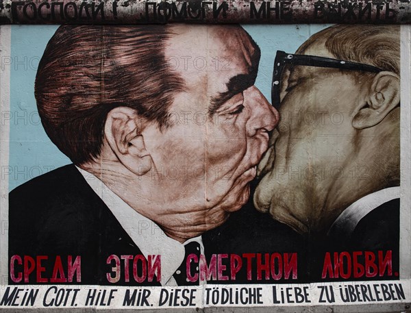 Graffiti brotherly kiss between Leonid Brezhnev and Erich Honecker