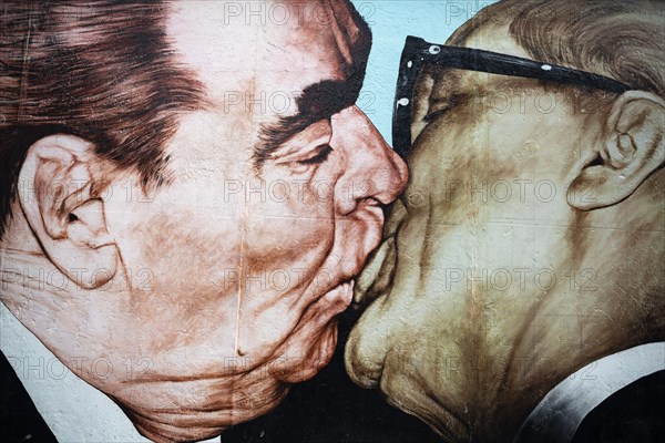 Graffiti brotherly kiss between Leonid Brezhnev and Erich Honecker
