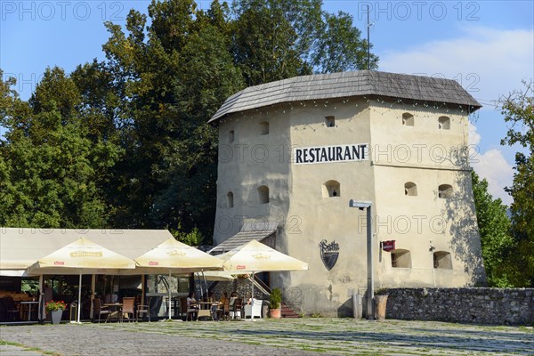 Basta Restaurant