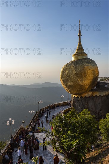 Kyaiktiyo Pagoda