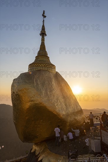 Kyaiktiyo Pagoda