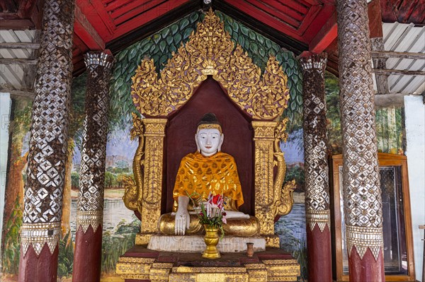 Beautiful ornaments in the Shwezigon Pagoda