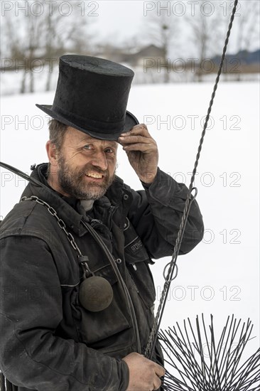 Chimney sweep