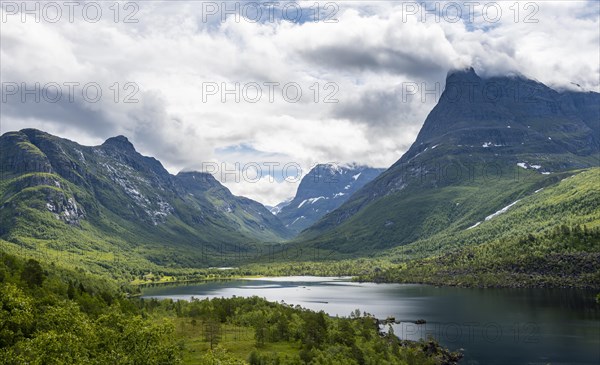 High valley Innerdalen with lake Innerdalsvatna