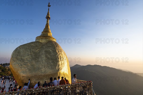 Prayers at the Kyaiktiyo Pagoda