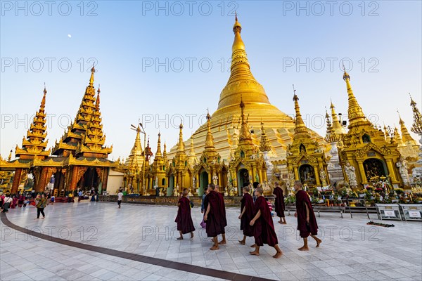 Shwedagon pagoda