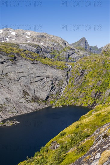 Lake Tridalsvatnet