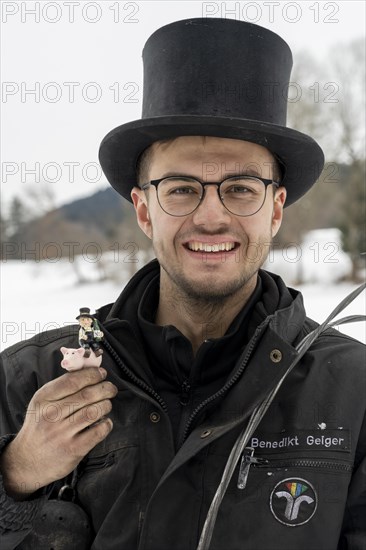 Chimney sweep