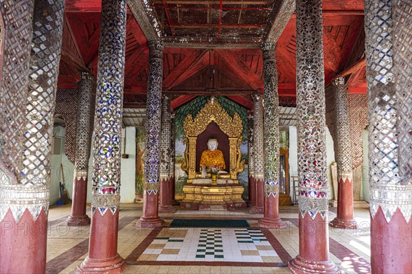 Beautiful ornaments in the Shwezigon Pagoda