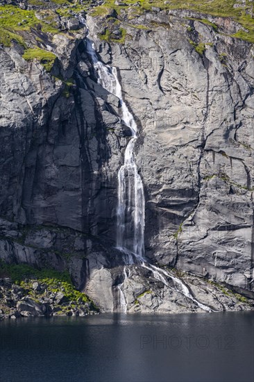 Waterfall at the lake Tridalsvatnet