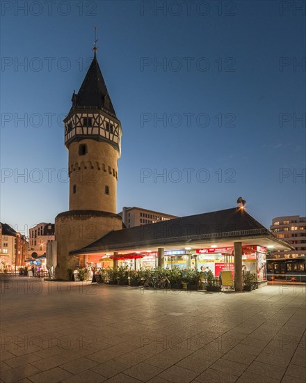 Bockenheimer Warte after sunset