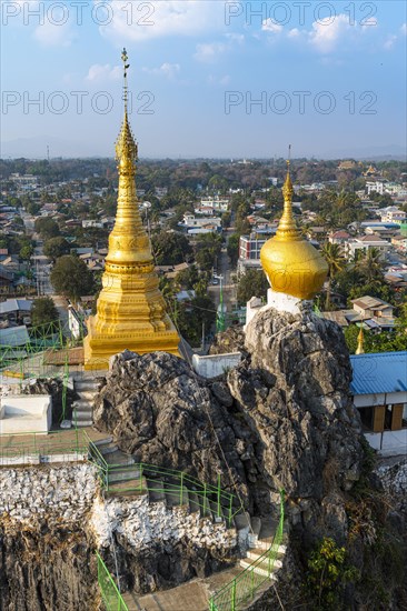 Taung Kew Paya built on rocks