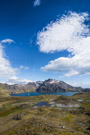 Tourists hiking in Gothul