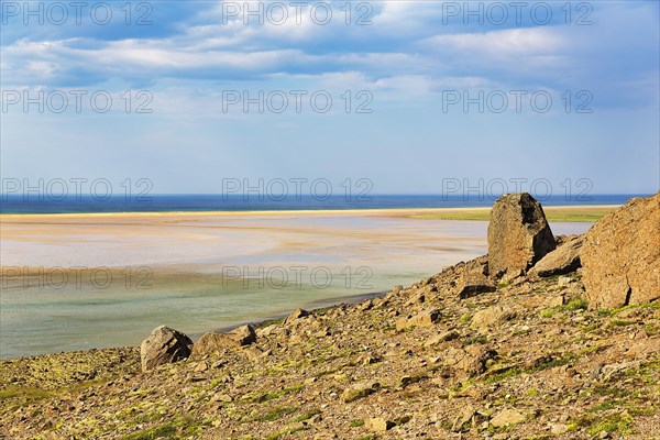 View from the gravel road