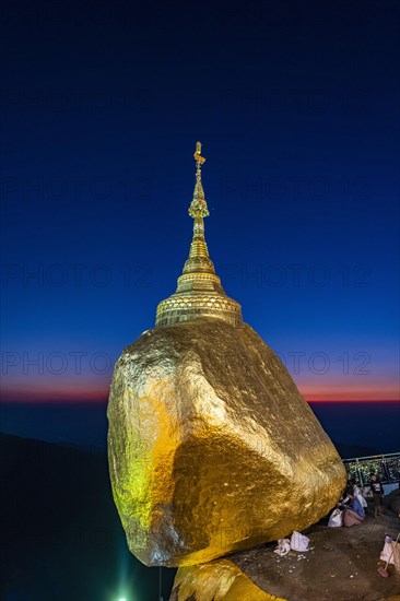 Kyaiktiyo Pagoda