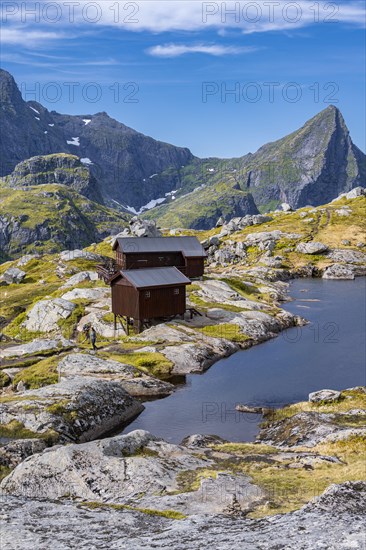 Lake in front of Munkebu cabin