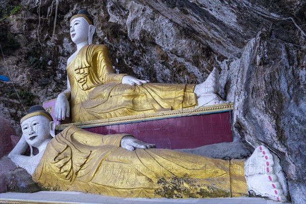 Many buddhas in the Kaw Ka Thawng cave