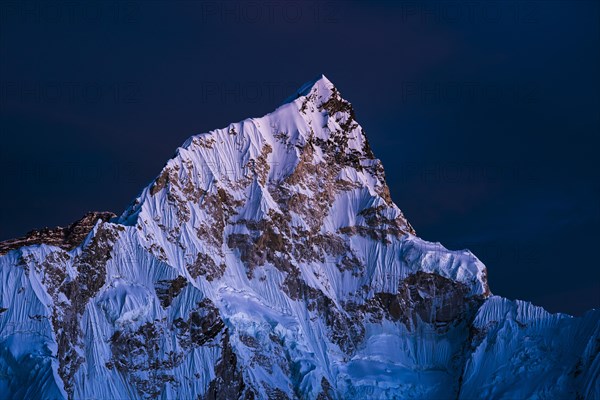 Sunset view from Kala Patthar on Nuptse west flank